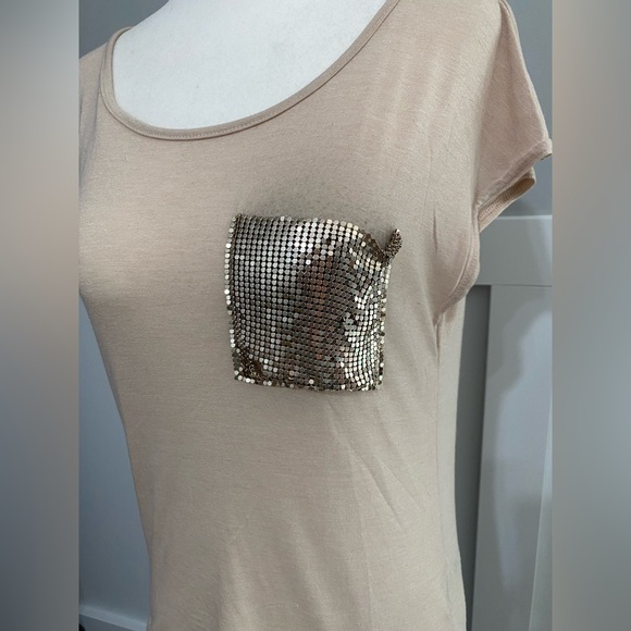 Forever 21 Chain Pocket Tee - Picture 2 of 5